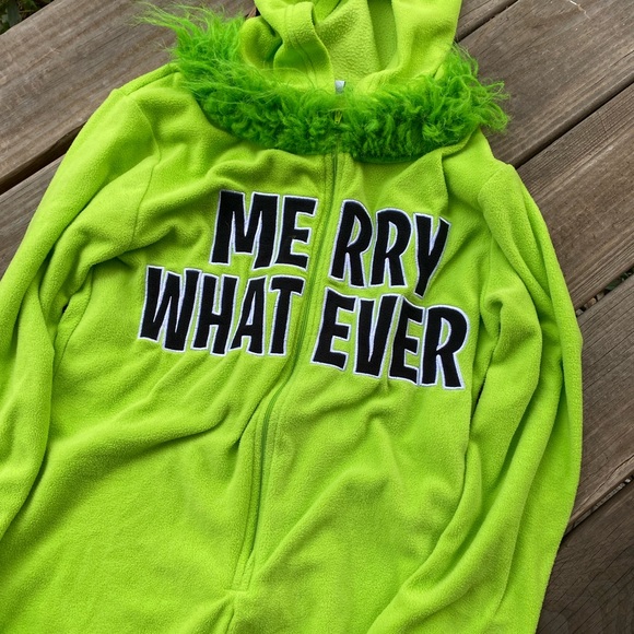 Merry whatever grinch fleece onesie - Picture 3 of 8